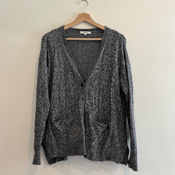 SOLD- Madewell cardigan, cute casual/business casual! - Picture 3 of 4
